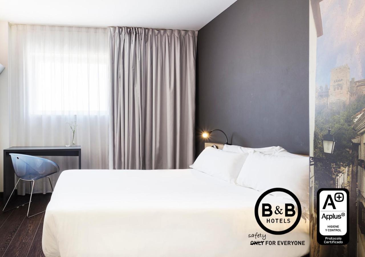 B&B ホテル グラナダ プリアナス エクステリア 写真